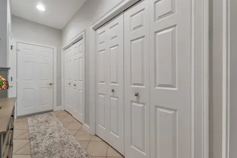27 Sandpiper Lane Merrimack NH 03054