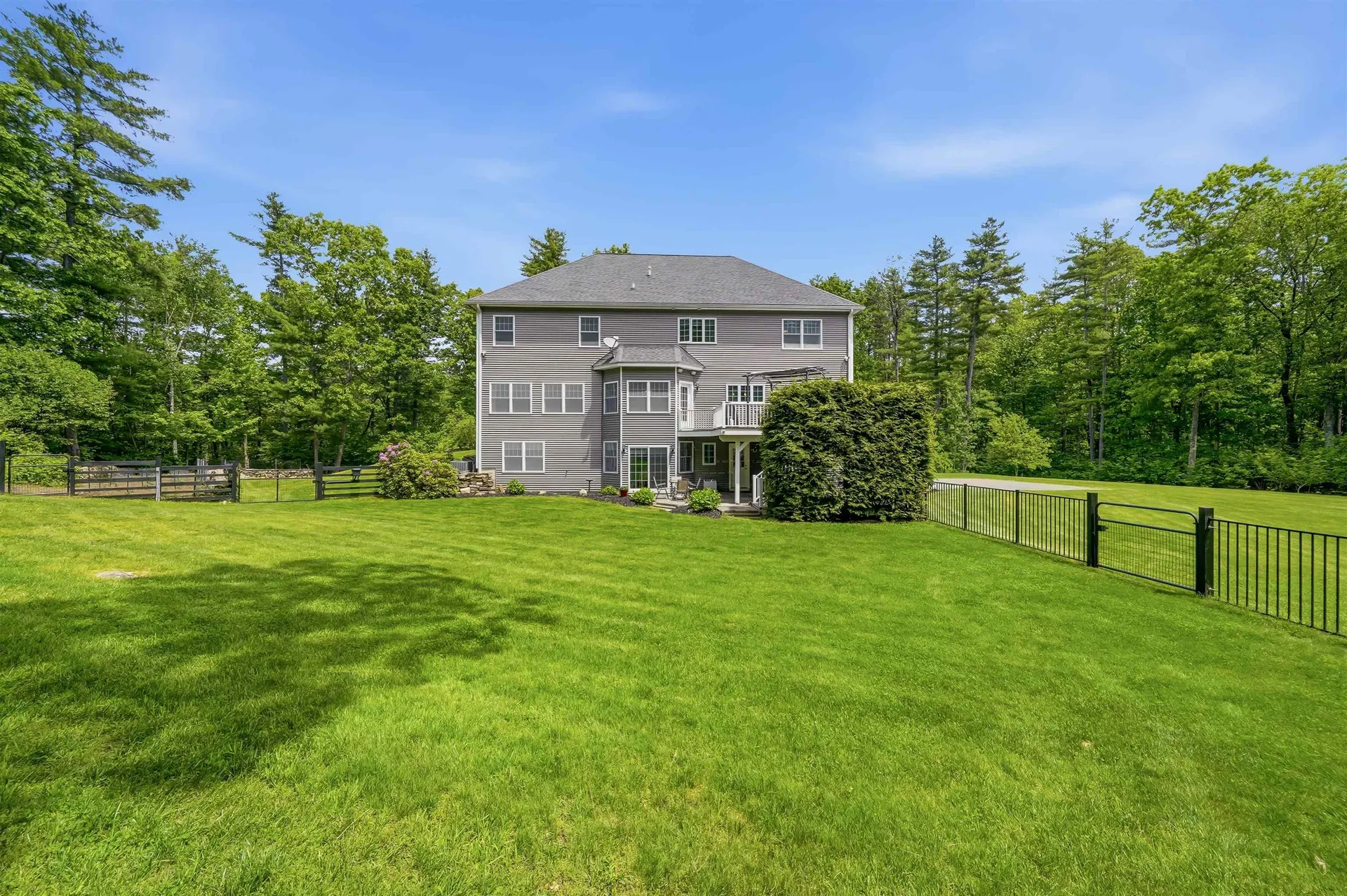 9 Deer Run Road Atkinson NH 03811