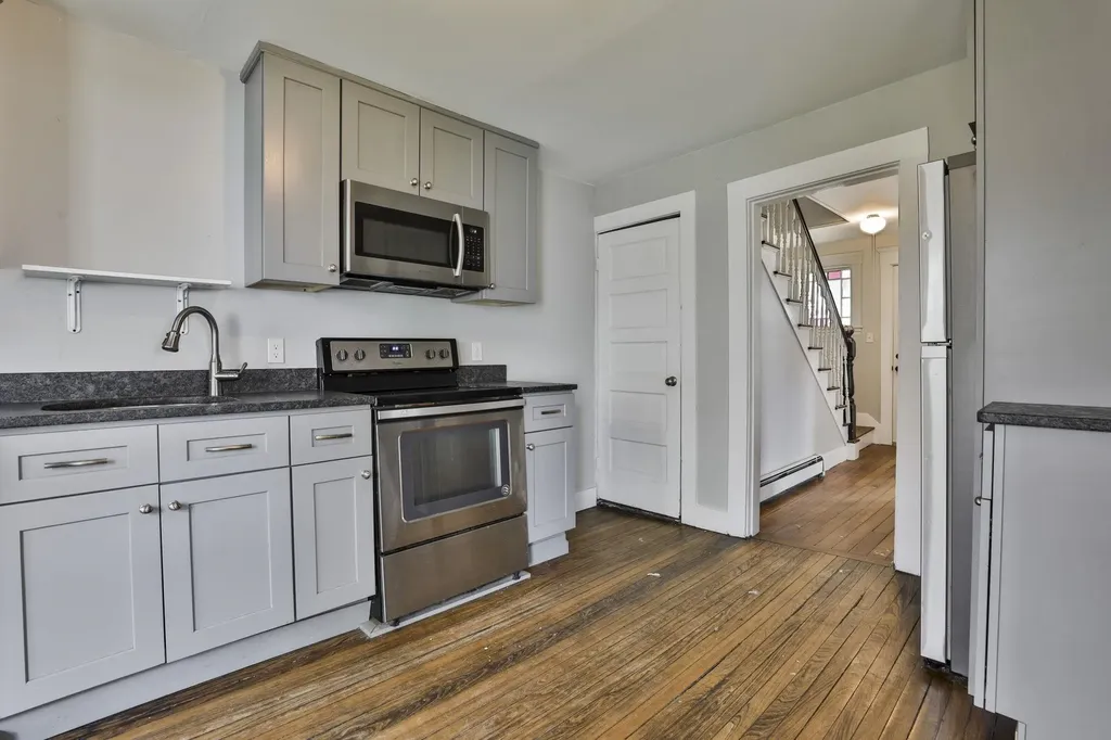 25 Beech Street Newport NH 03773