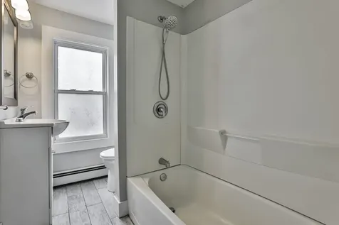 25 Beech Street Newport NH 03773