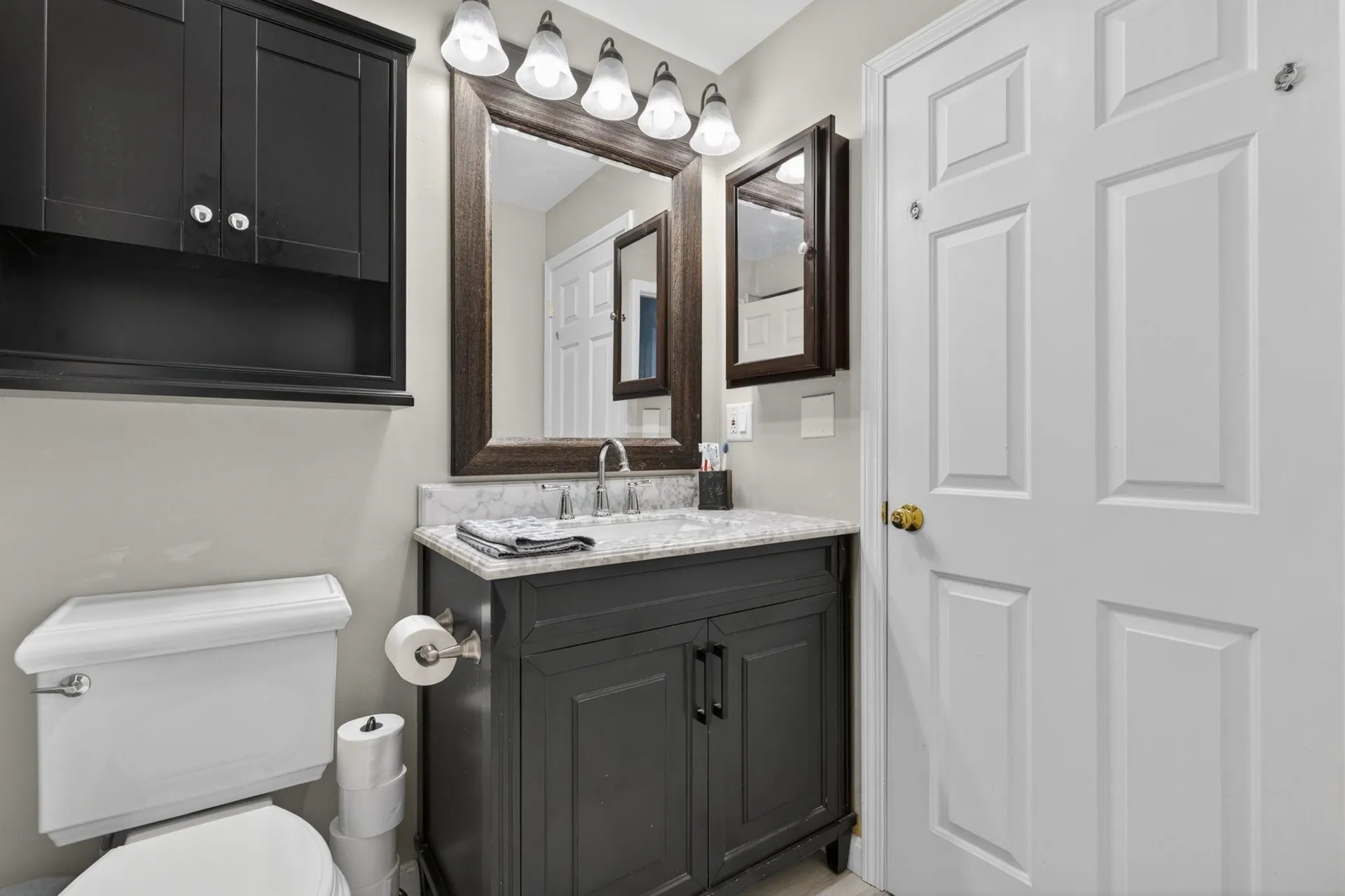 11 Sundown Drive Derry NH 03038