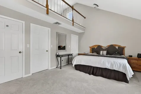 11 Sundown Drive Derry NH 03038