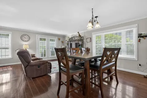 11 Sundown Drive Derry NH 03038
