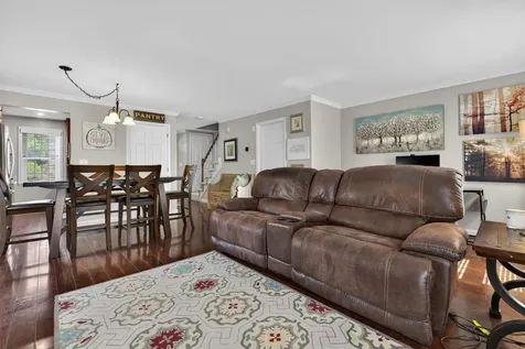 11 Sundown Drive Derry NH 03038