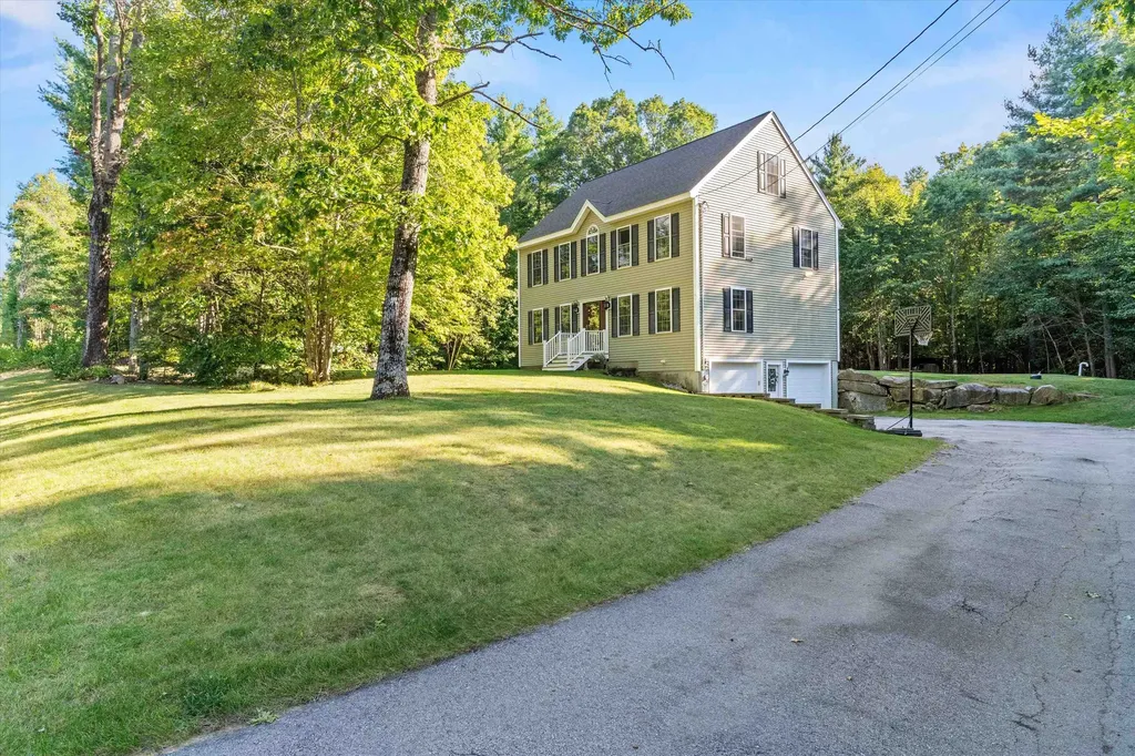 34 Chestnut Drive Allenstown NH 03275