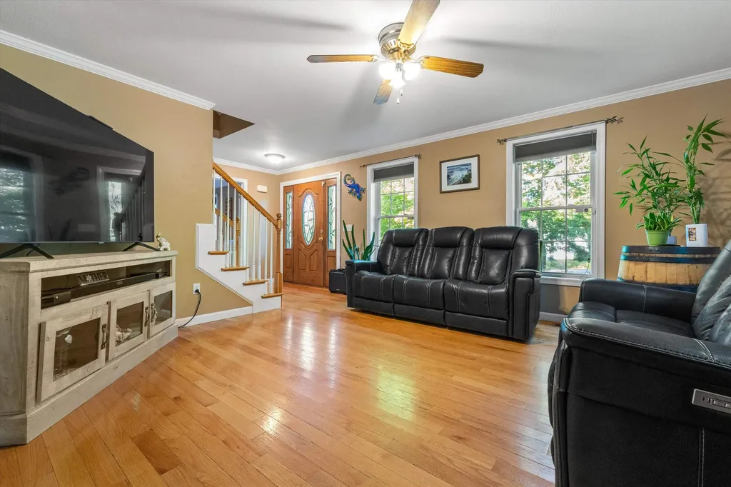 34 Chestnut Drive Allenstown NH 03275