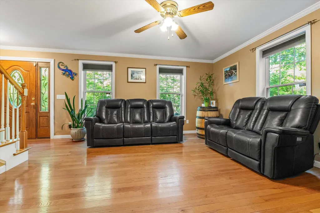 34 Chestnut Drive Allenstown NH 03275