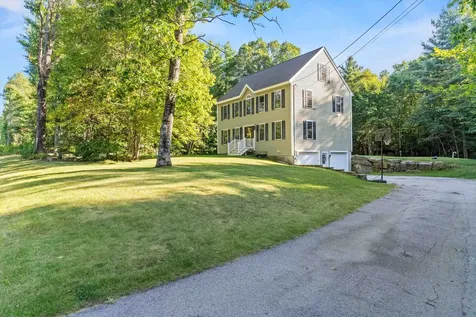 34 Chestnut Drive Allenstown NH 03275