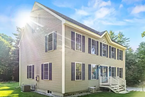 34 Chestnut Drive Allenstown NH 03275