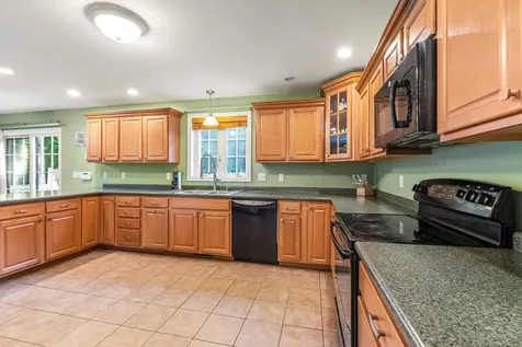 34 Chestnut Drive Allenstown NH 03275
