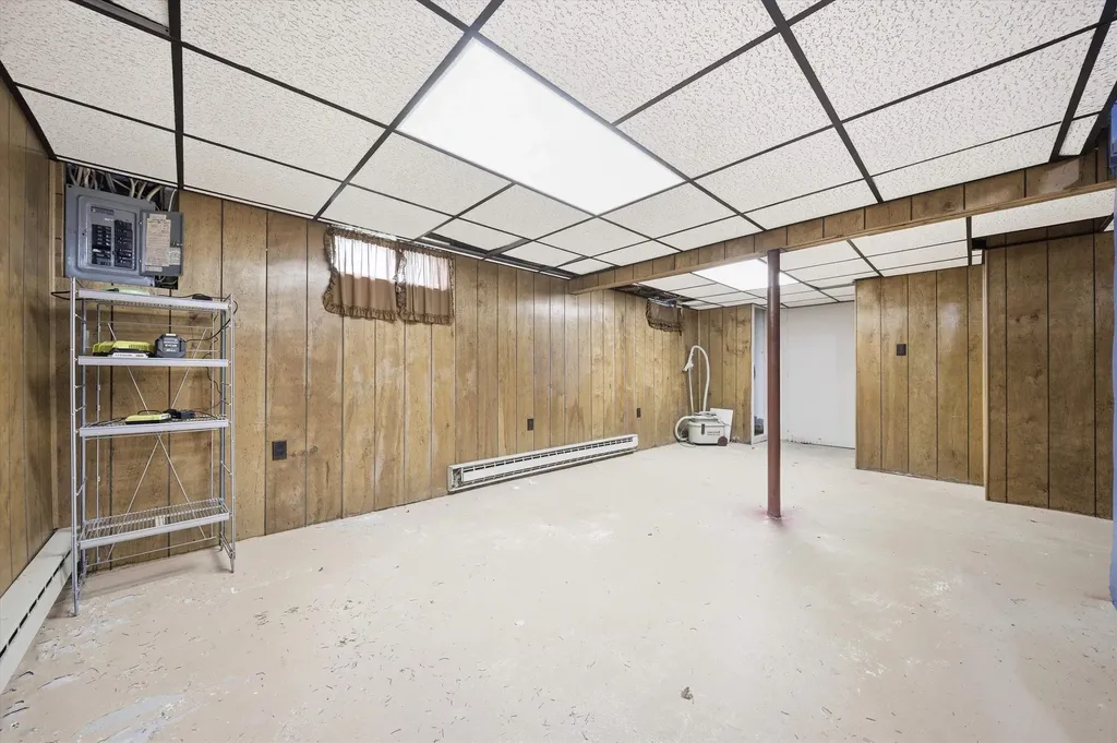184 Green Acres Drive Manchester NH 03109