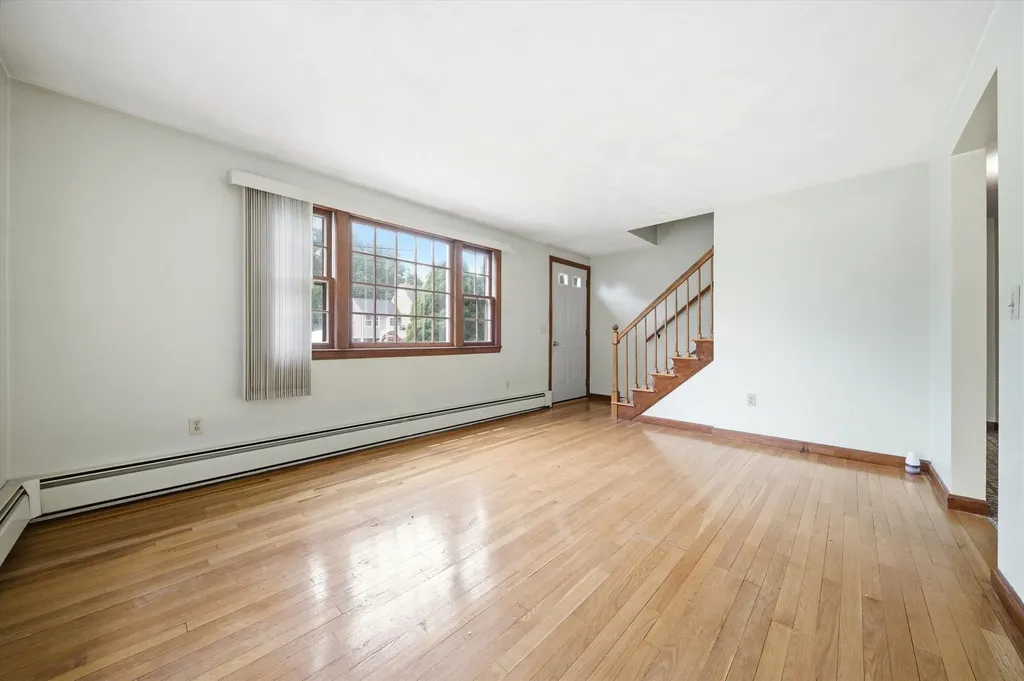 184 Green Acres Drive Manchester NH 03109