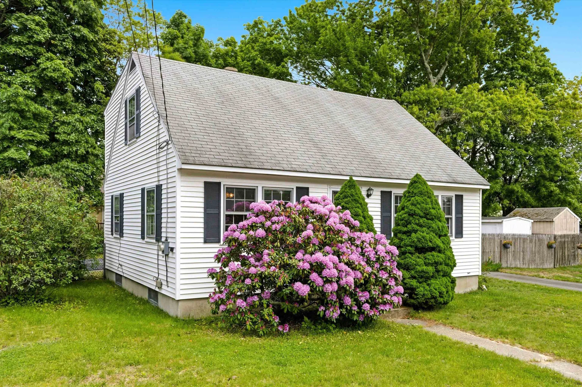 184 Green Acres Drive Manchester NH 03109
