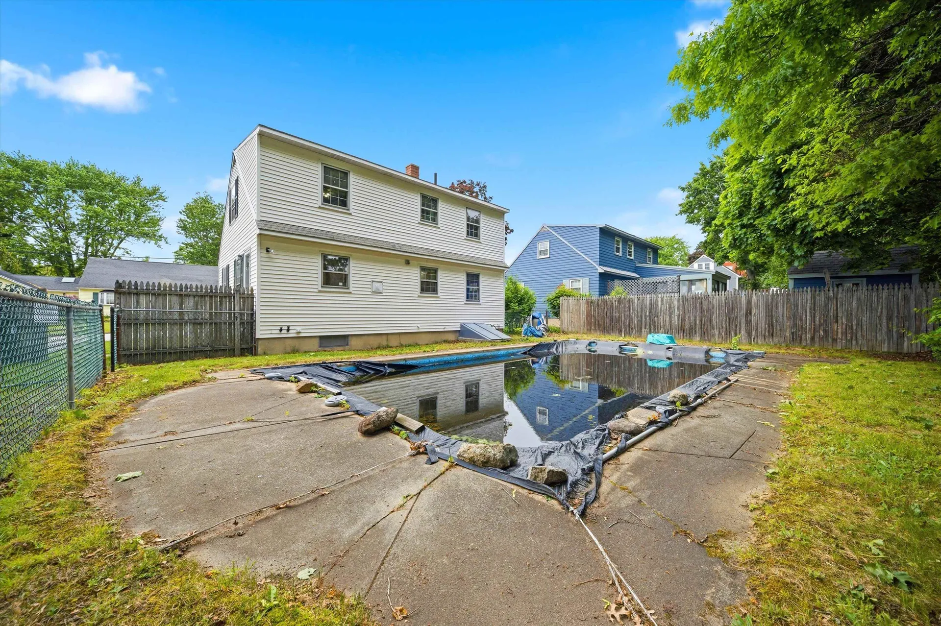 184 Green Acres Drive Manchester NH 03109