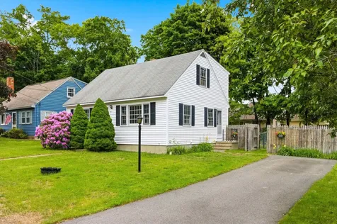 184 Green Acres Drive Manchester NH 03109