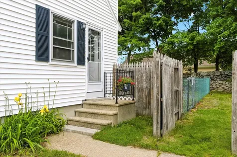 184 Green Acres Drive Manchester NH 03109