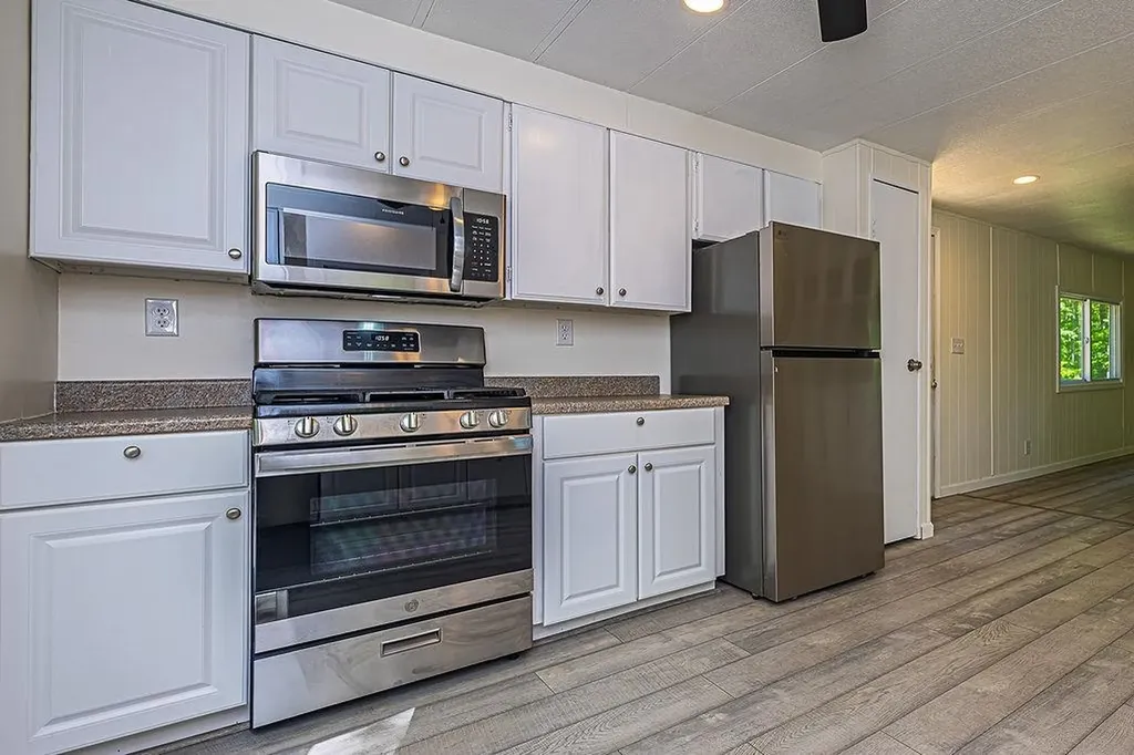 11 Gray Road Barnstead NH 03225