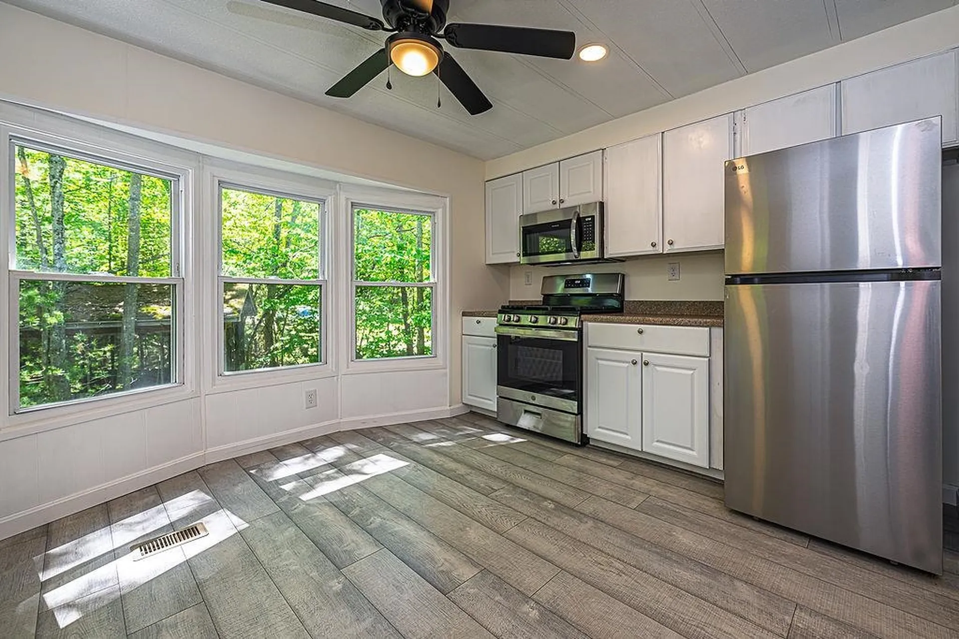 11 Gray Road Barnstead NH 03225
