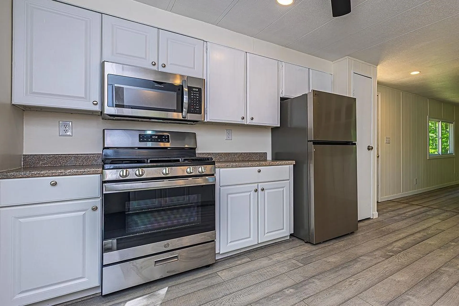 11 Gray Road Barnstead NH 03225