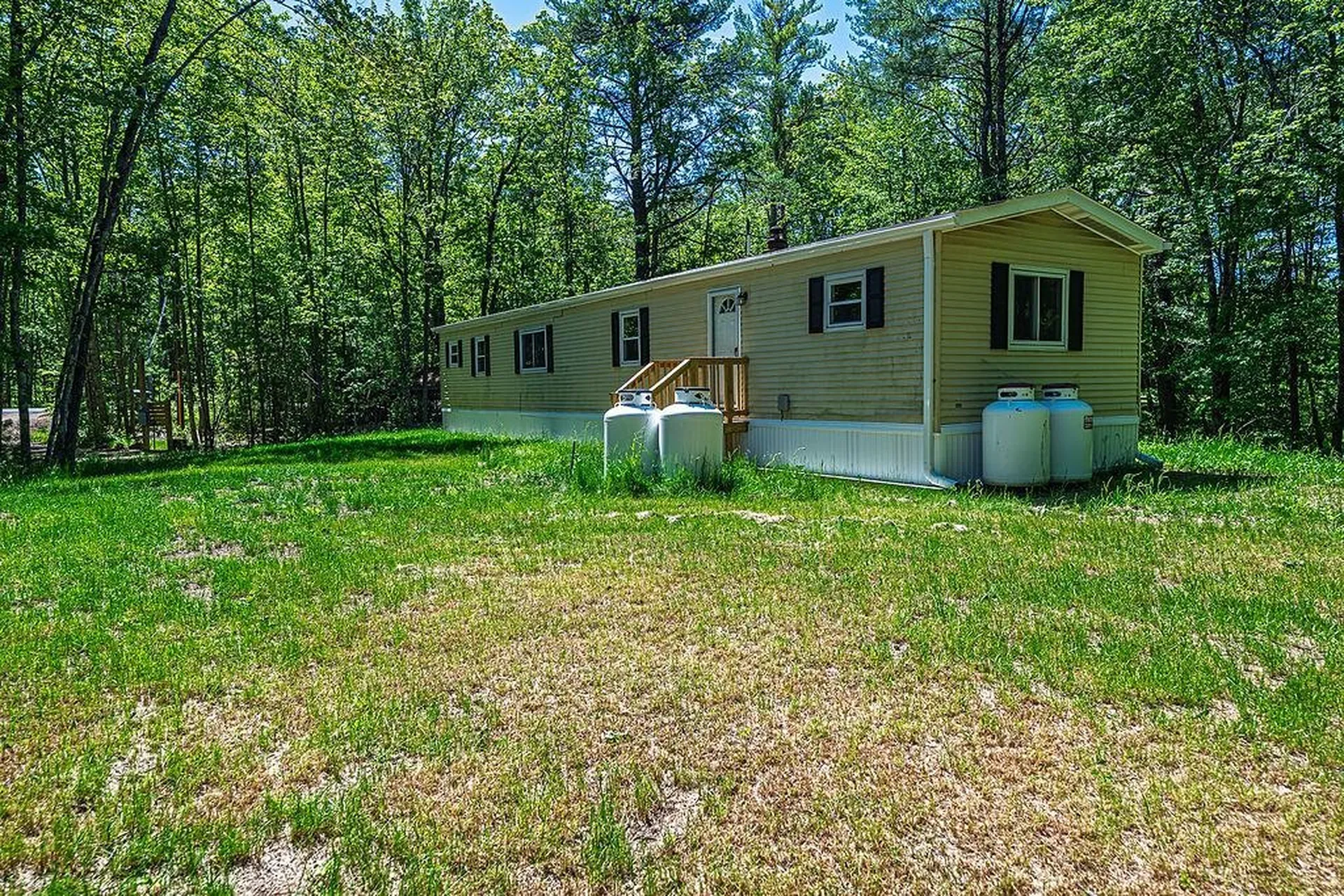 11 Gray Road Barnstead NH 03225