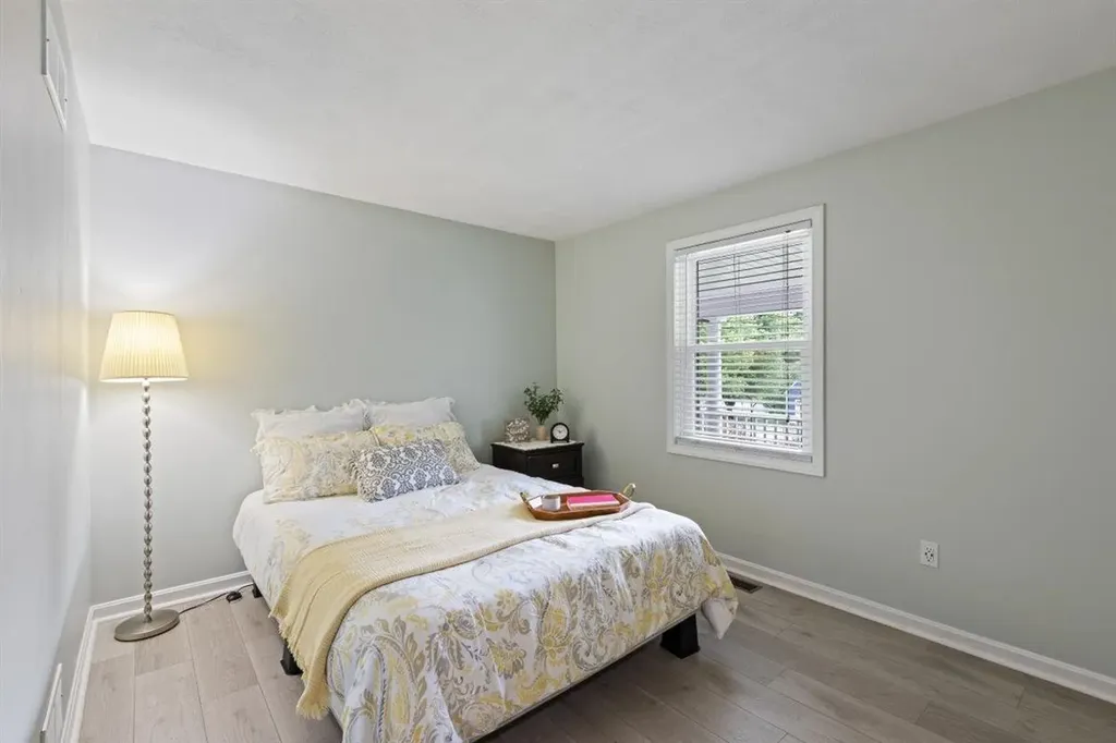 16 Locke Mill Drive Litchfield NH 03052