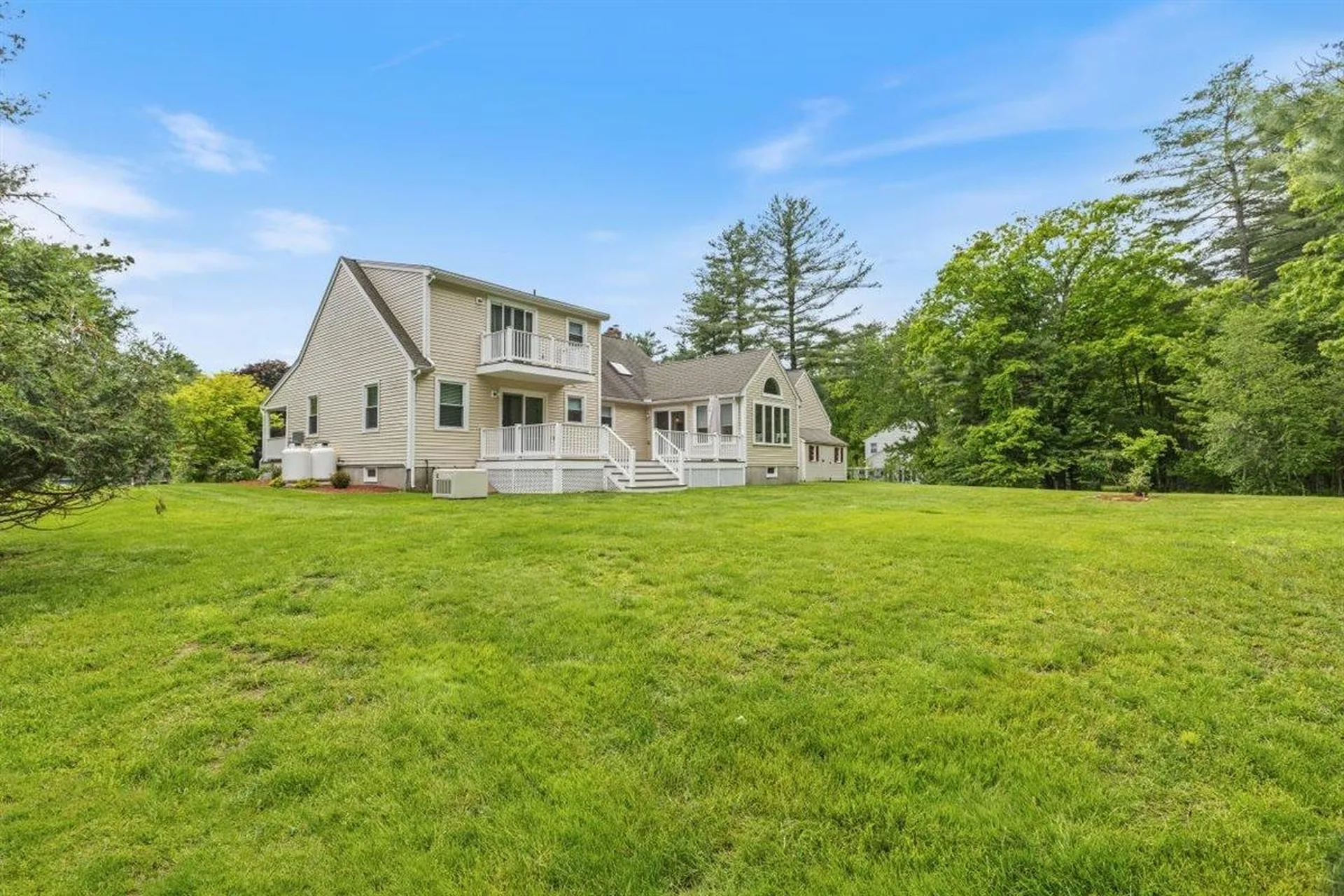 16 Locke Mill Drive Litchfield NH 03052