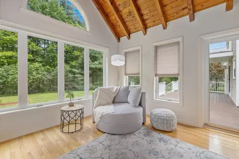 16 Locke Mill Drive Litchfield NH 03052