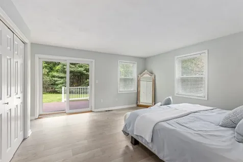 16 Locke Mill Drive Litchfield NH 03052