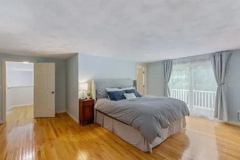16 Locke Mill Drive Litchfield NH 03052
