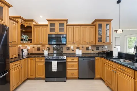 16 Locke Mill Drive Litchfield NH 03052
