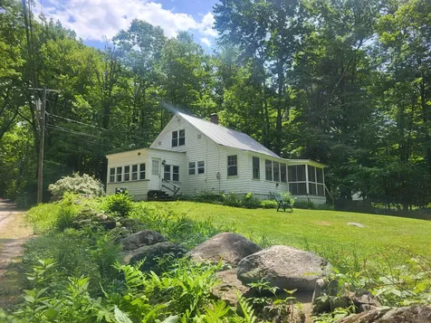 143 Martin Road Weare NH 03281