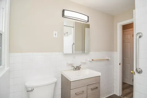 22 Greenwood Drive Nashua NH 03062