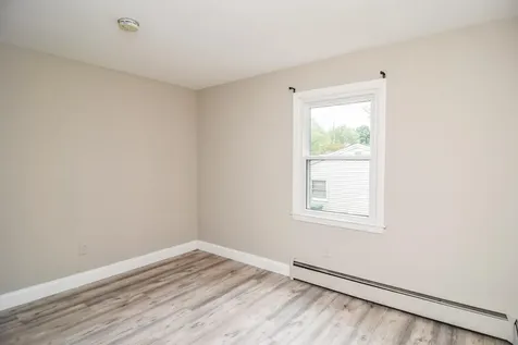 22 Greenwood Drive Nashua NH 03062