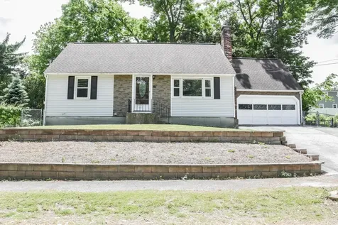 22 Greenwood Drive Nashua NH 03062
