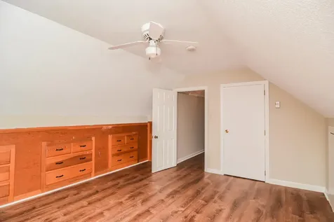 22 Greenwood Drive Nashua NH 03062