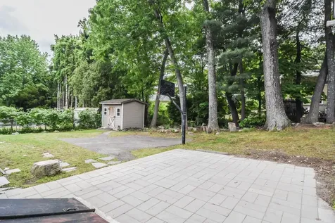 22 Greenwood Drive Nashua NH 03062
