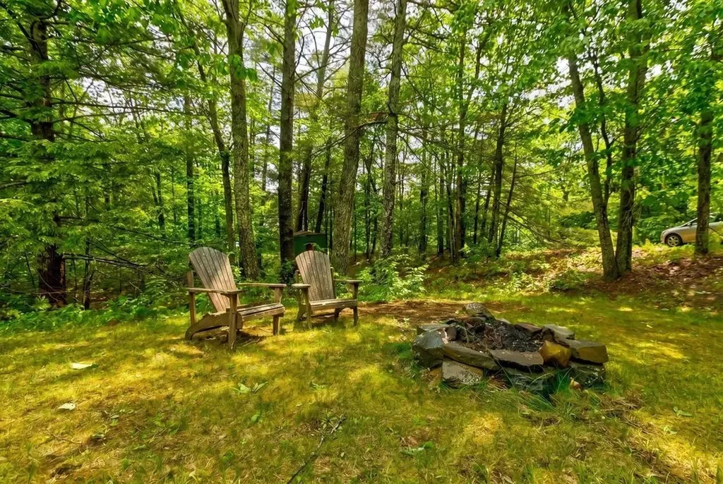 12 Poplar Drive Raymond NH 03077
