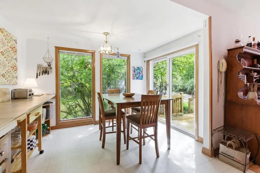 12 Poplar Drive Raymond NH 03077