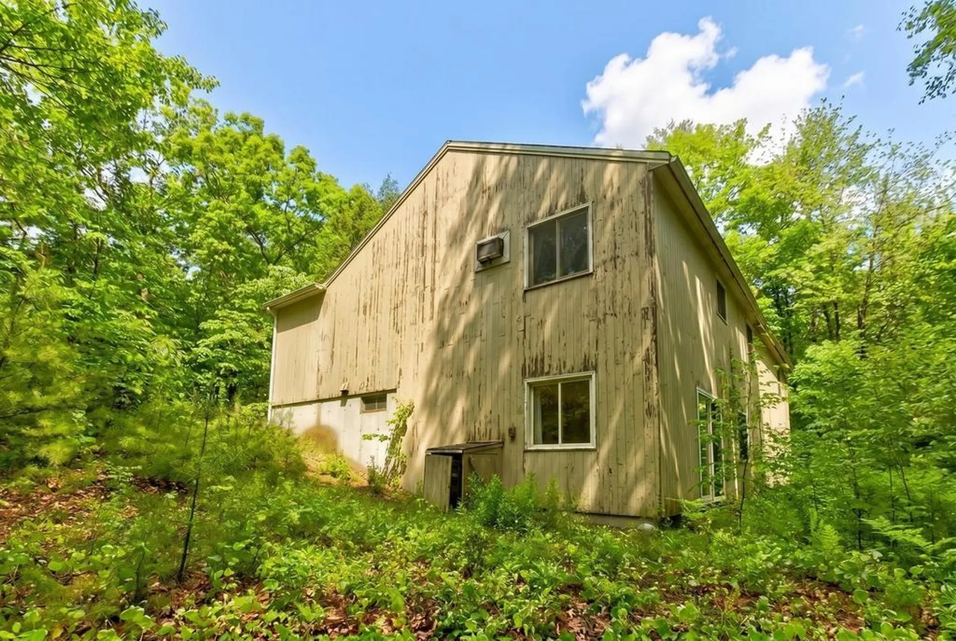 12 Poplar Drive Raymond NH 03077