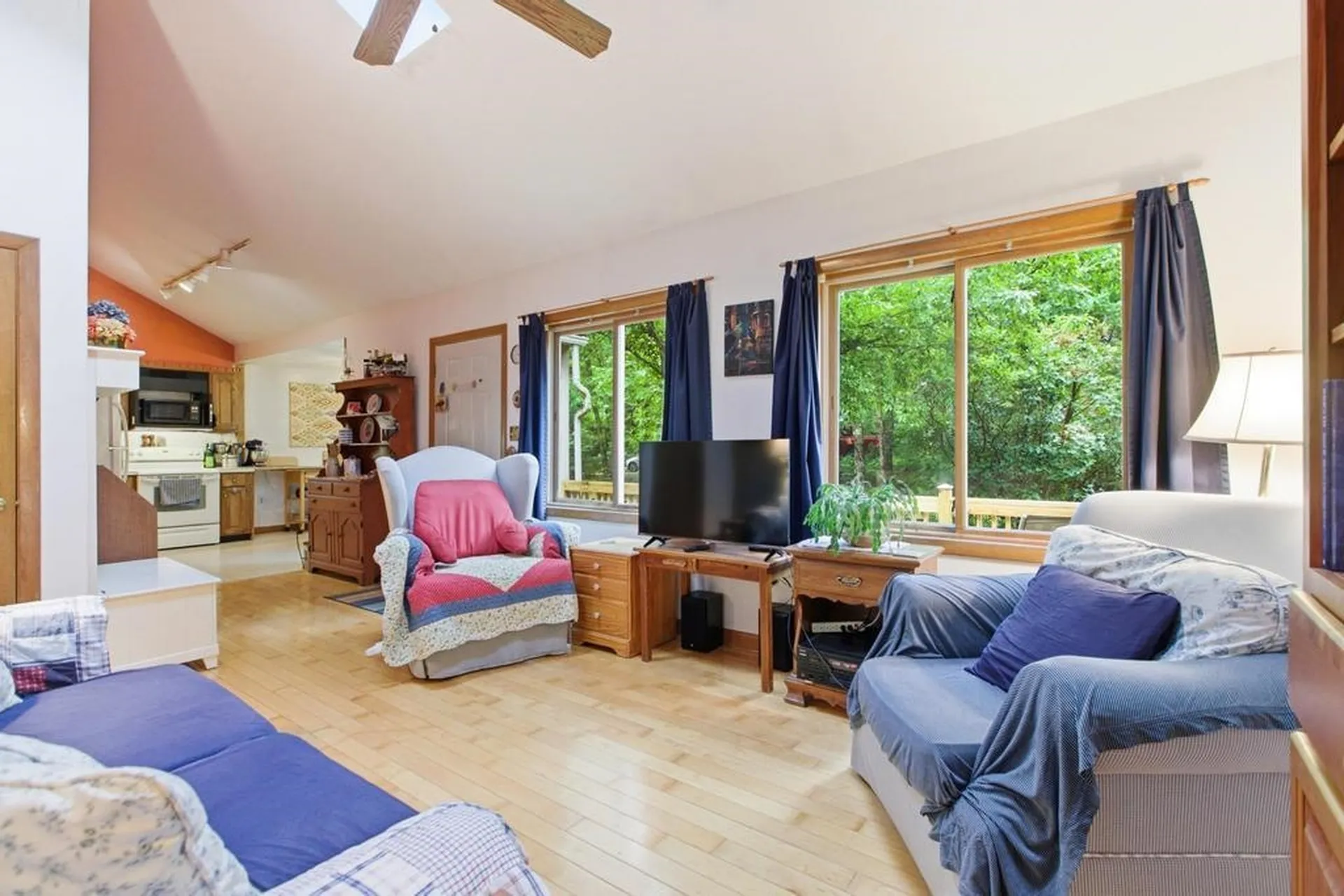 12 Poplar Drive Raymond NH 03077
