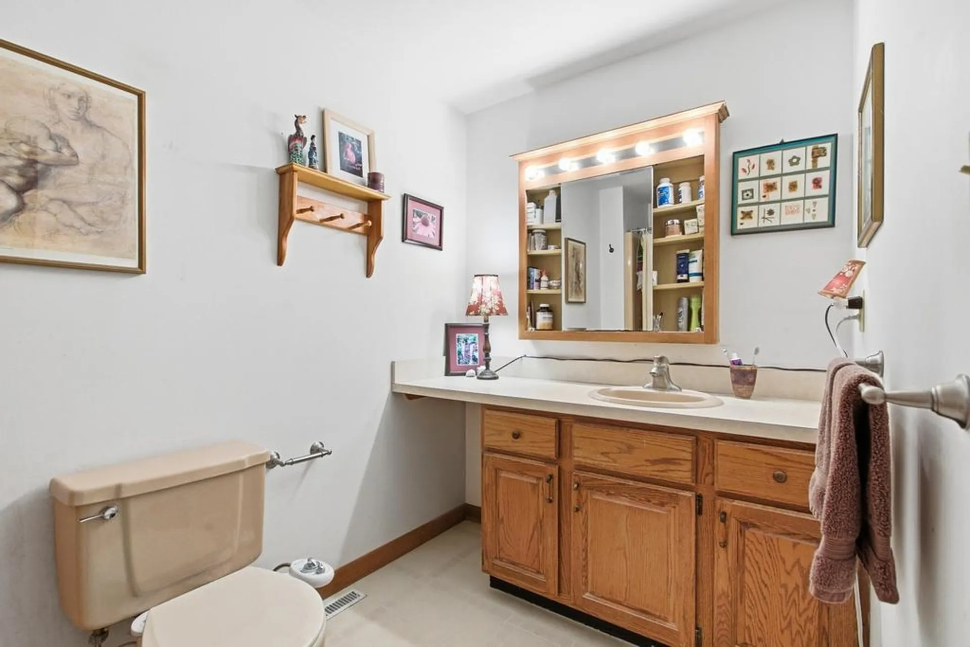 12 Poplar Drive Raymond NH 03077
