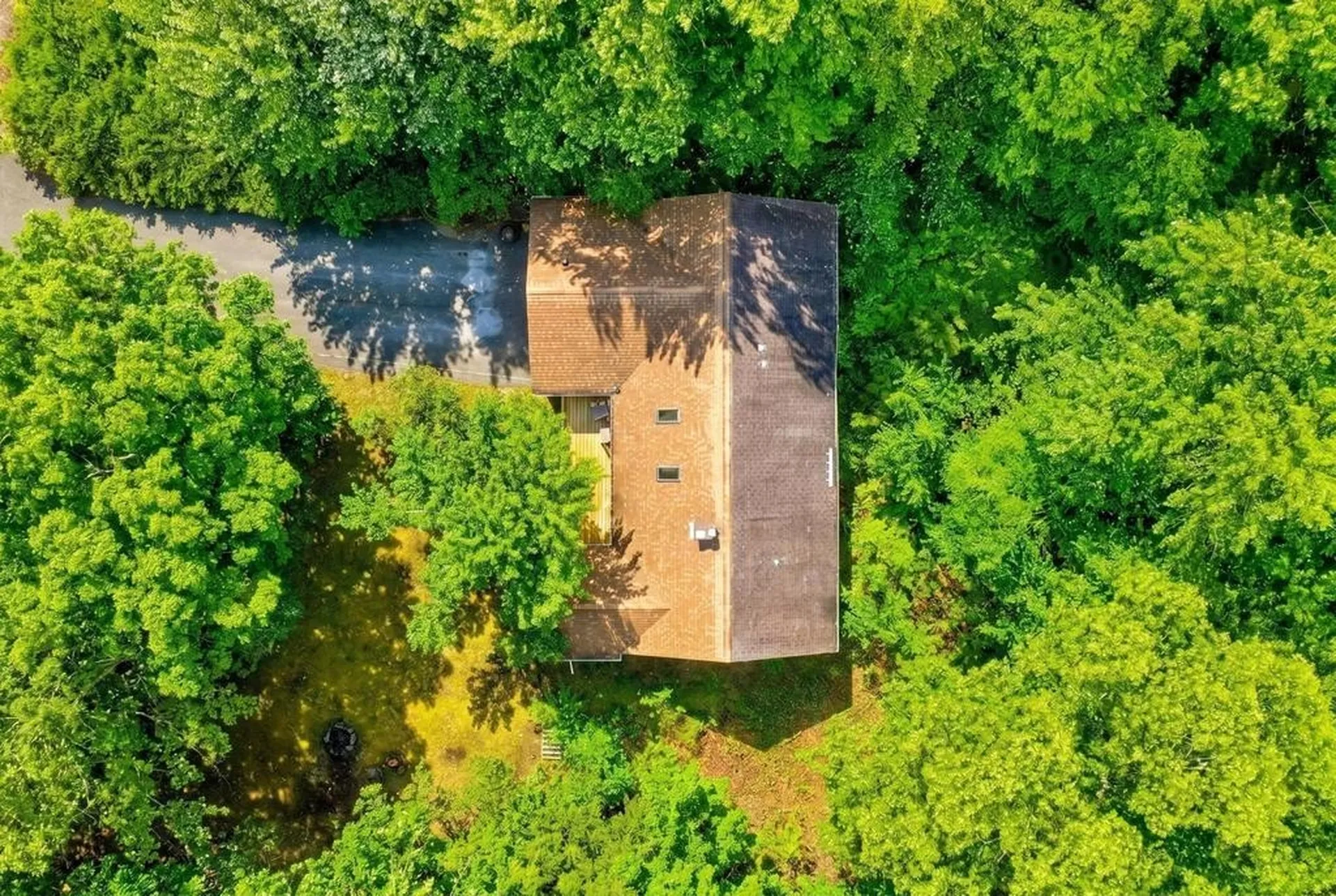 12 Poplar Drive Raymond NH 03077