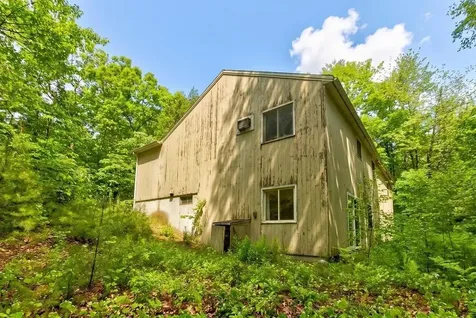 12 Poplar Drive Raymond NH 03077