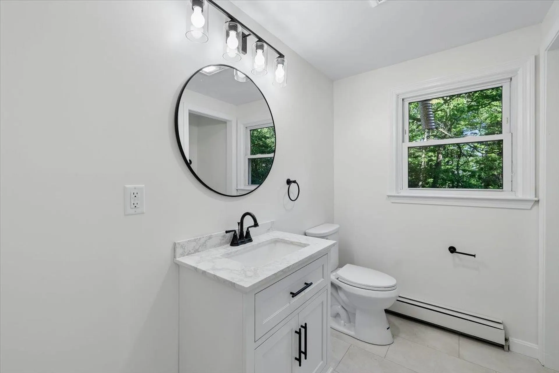 6 Colby Lane Pelham NH 03076