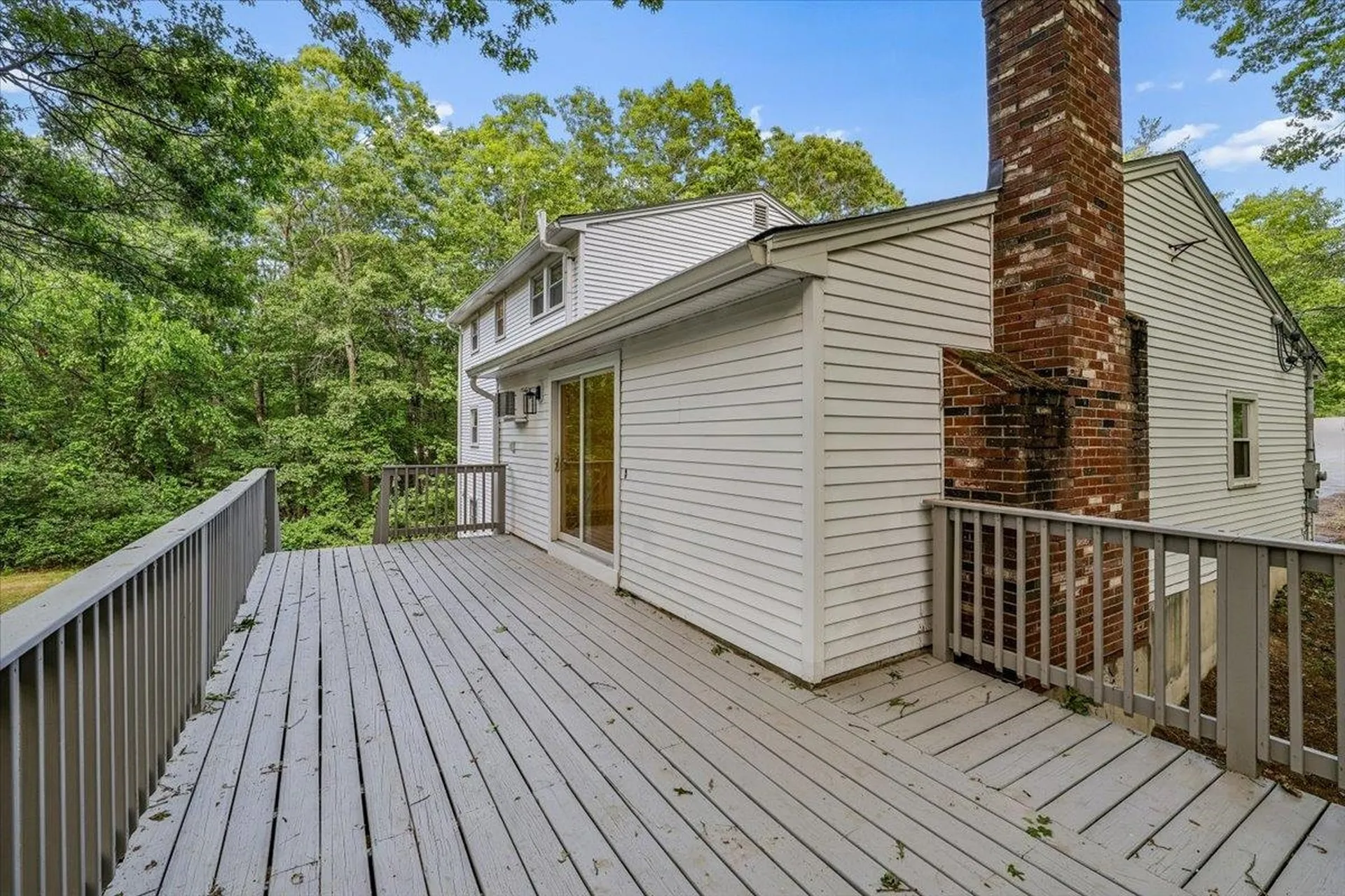 6 Colby Lane Pelham NH 03076