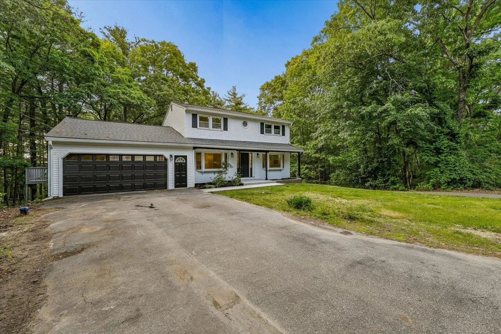 6 Colby Lane Pelham NH 03076