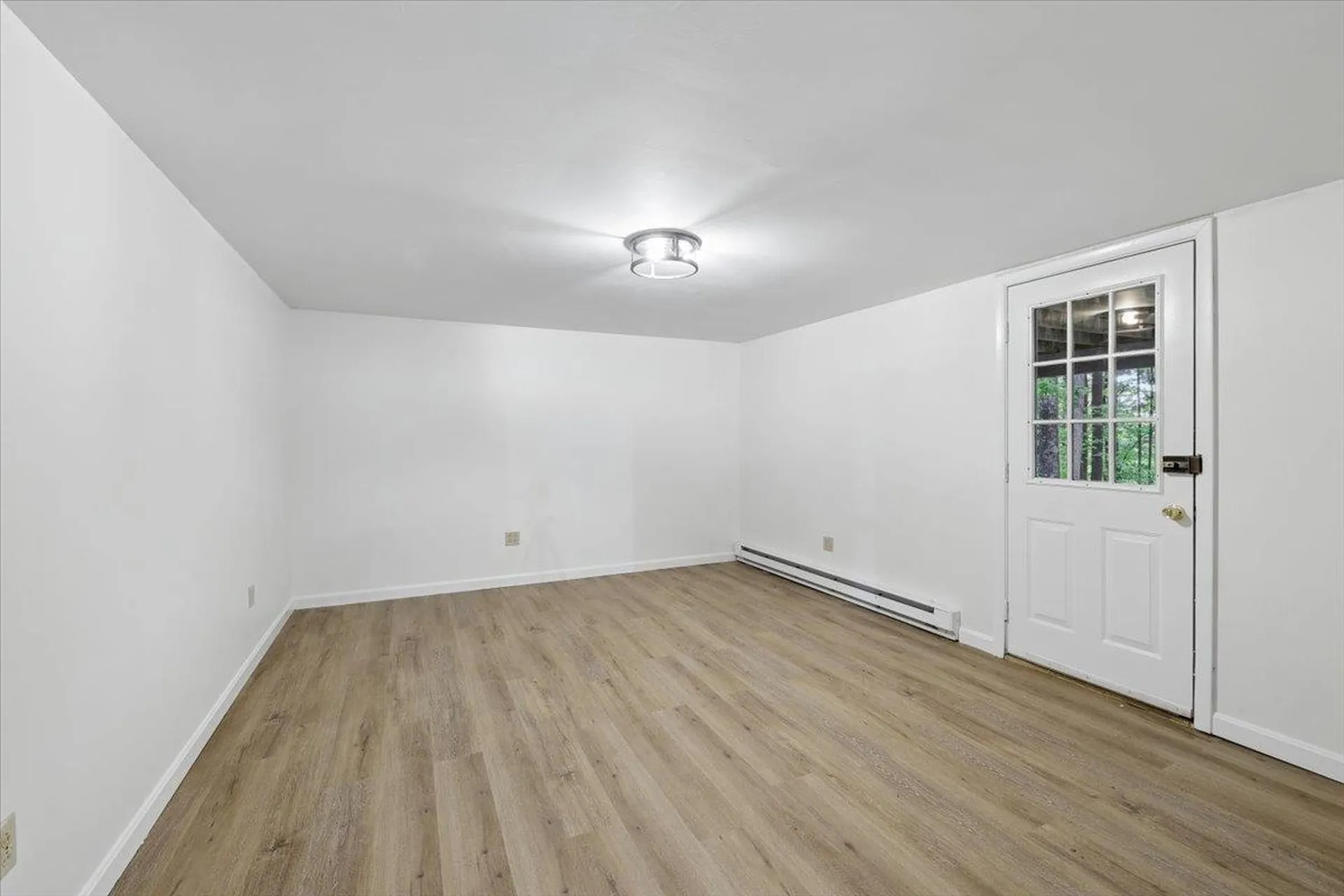 6 Colby Lane Pelham NH 03076