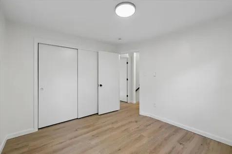 6 Colby Lane Pelham NH 03076
