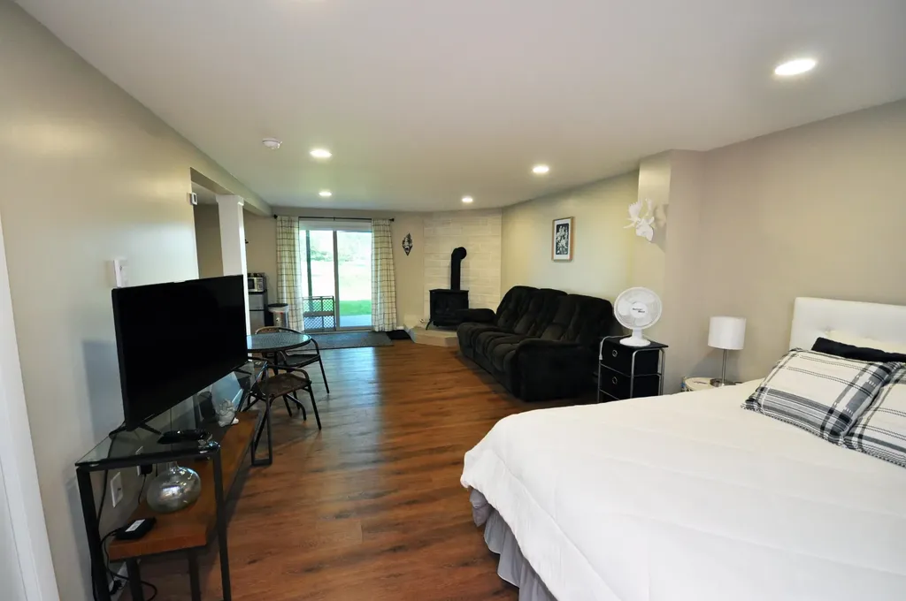 17 Village West Drive Bristol NH 03222