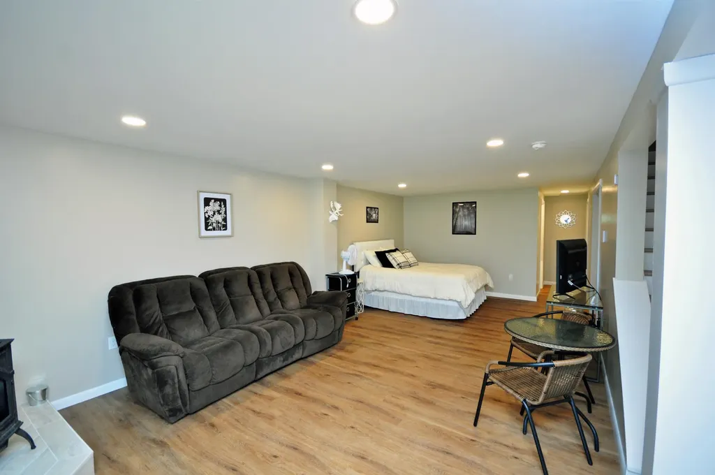 17 Village West Drive Bristol NH 03222